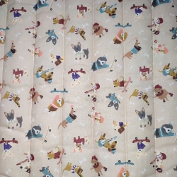 Tela Acolchada Animals y Huellitas Reversible 2