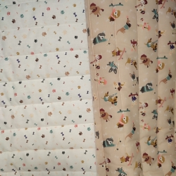 Tela Acolchada Animals y Huellitas Reversible 3