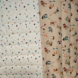 Tela Acolchada Animals y Huellitas Reversible 5