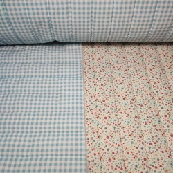 Tela Acolchada Flores Rojas y Vichy Azul  Reversible 1