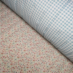 Tela Acolchada Flores Rojas y Vichy Azul  Reversible 2