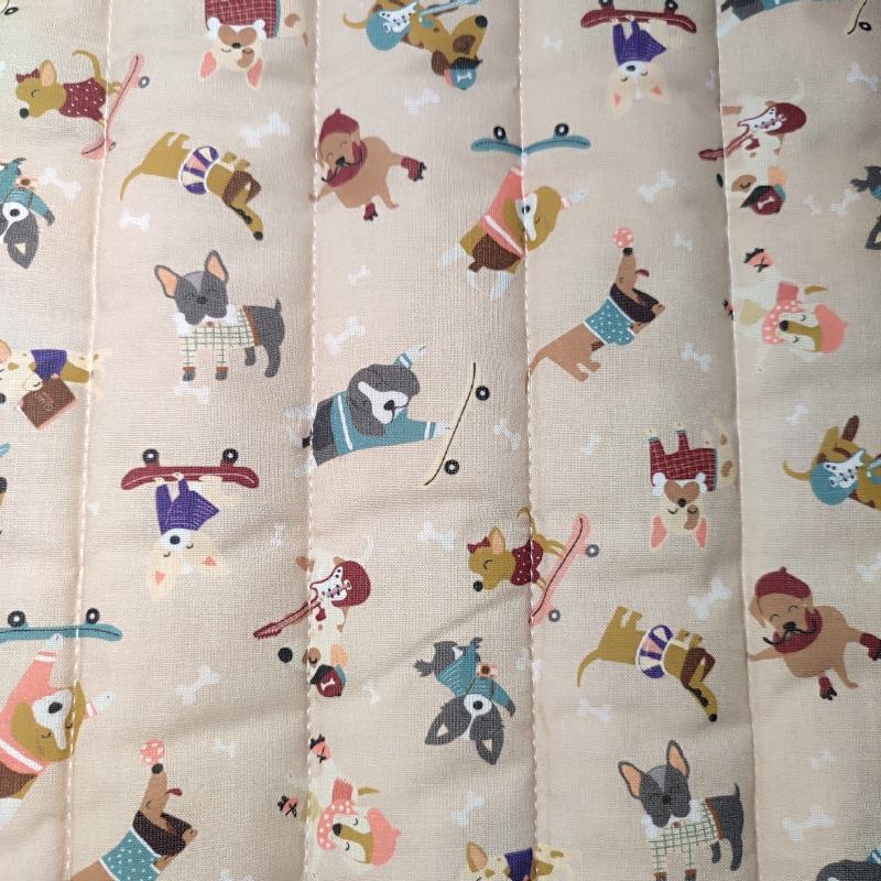 Tela Acolchada Animals y Huellitas Reversible Tela Acolchada Animals y Huellitas Reversible